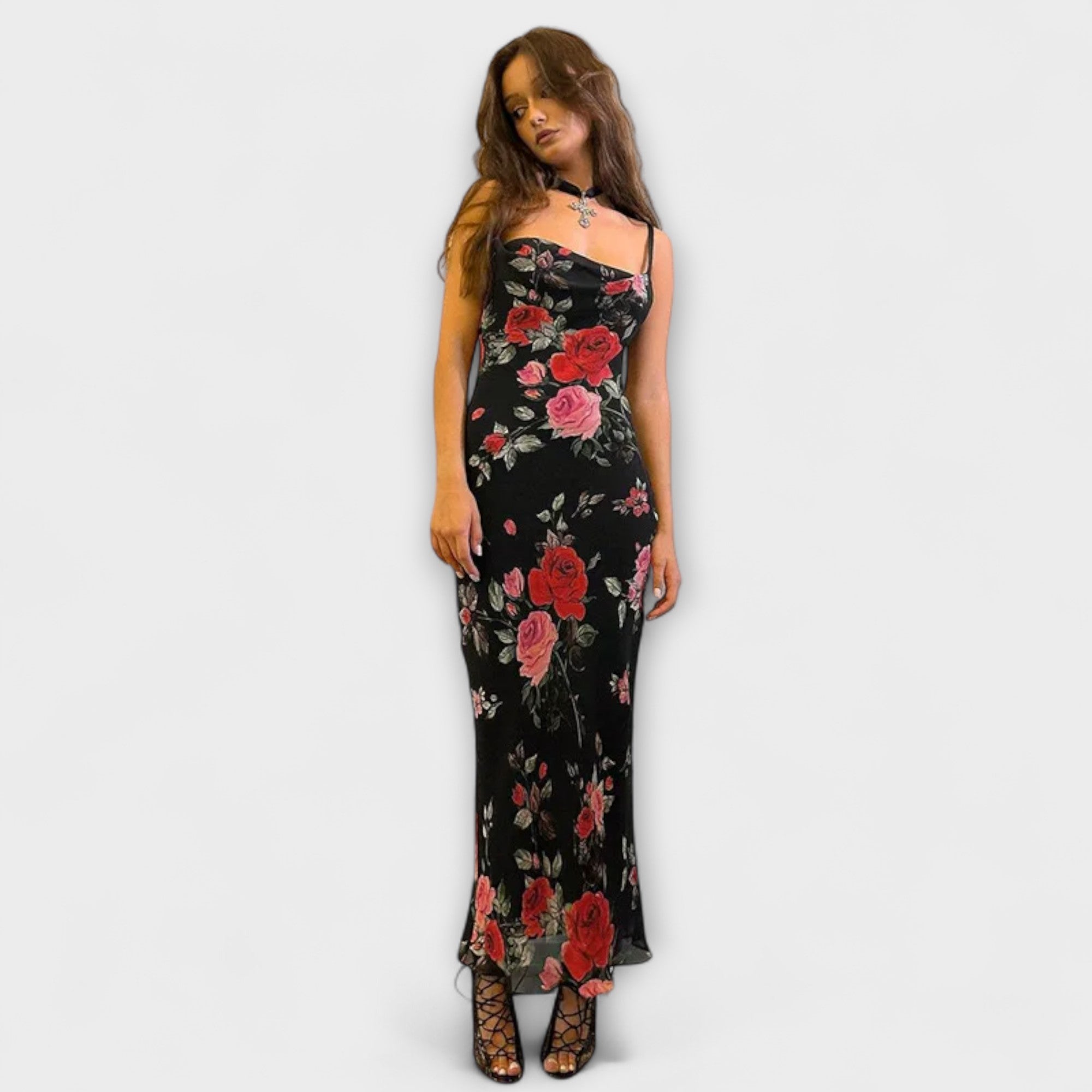 Šaty bodycon s květinovým vzorem a ramínky